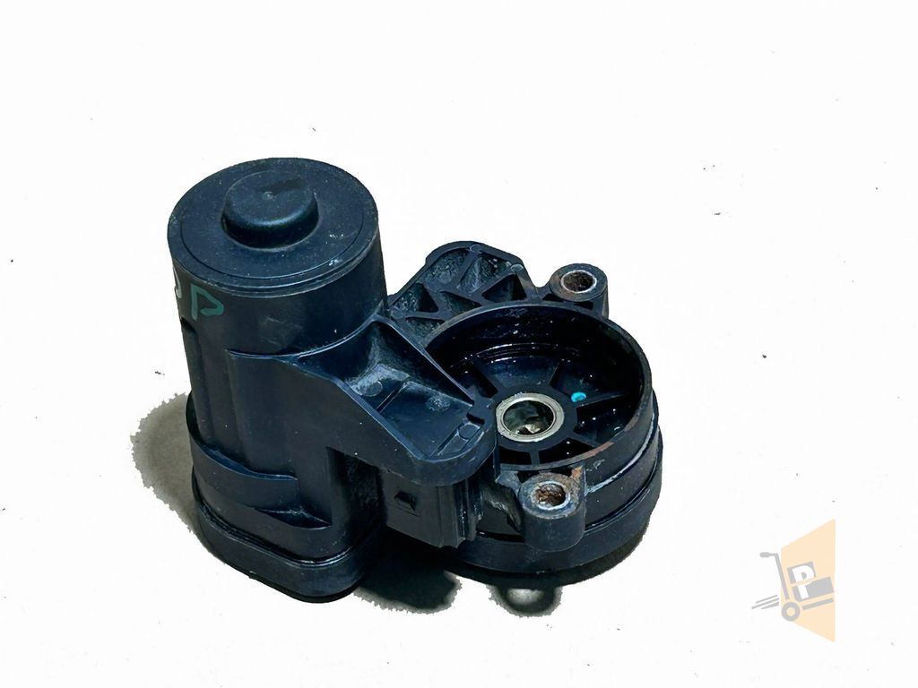 KALİPER ARKA SAĞ - GOLF 7 5Q0615406