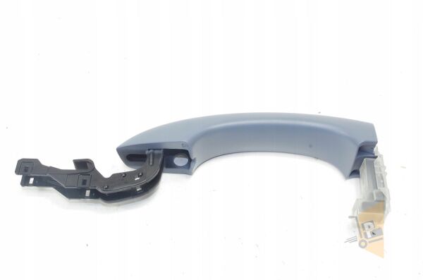 SAĞ ÖN DIŞ KAPI KOLU A4-A6-A7 4H0837206