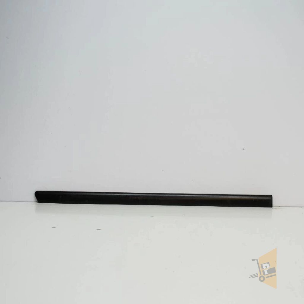 KAPI BANDI ARKA SOL - PASSAT 97-00 3B0853755