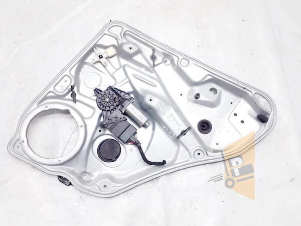 KAPI SAĞ İÇ MEKANİZMASI ARKA - PASSAT 96-00 3B5839756C