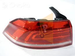 STOP LAMBASI DIŞ SOL - PASSAT 15> 3G5945095