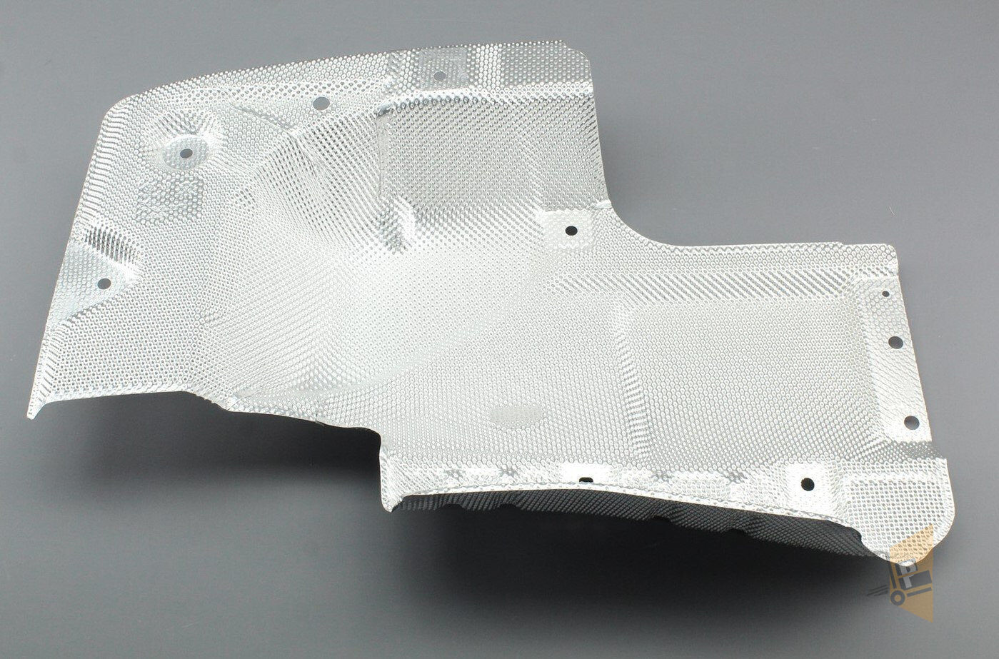 T5 SUSTURUCU KORUMASI ARKA SAĞ 7H0825701D