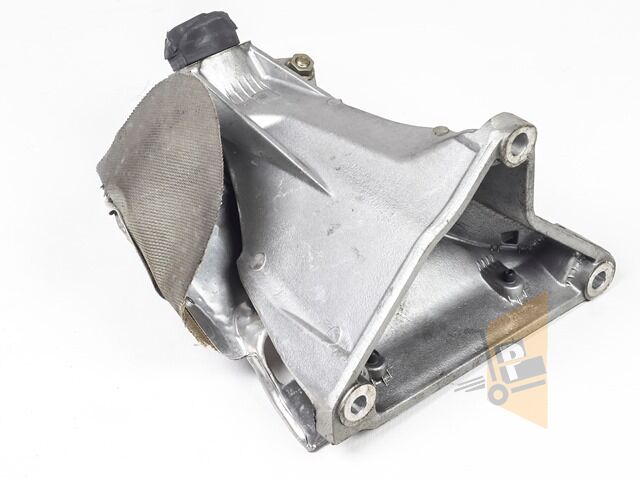 MOTOR TAKOZU SAĞ - 1.8 1.9 AVF AWT PASSAT A4