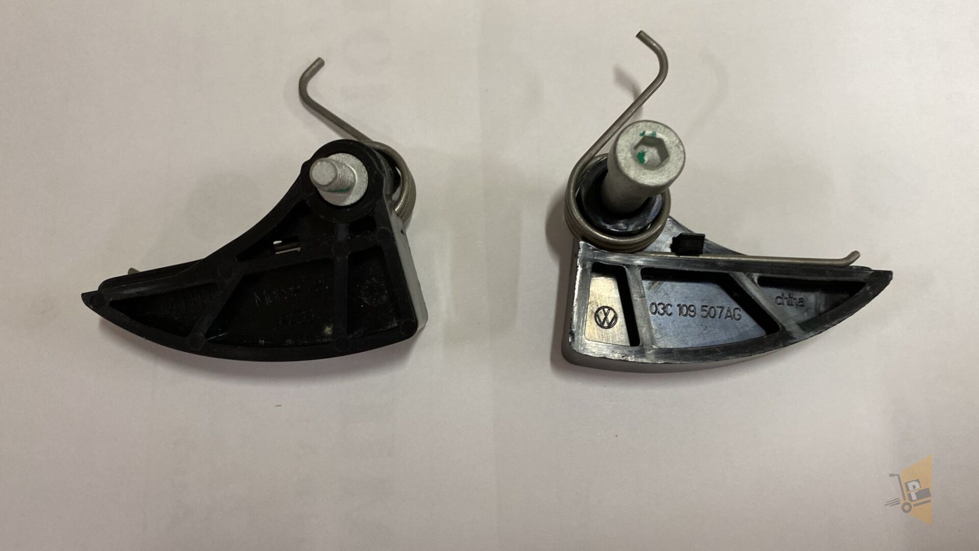 YAĞ POMPA ZİNCİR GERGİSİ - 1,4TSİ 1,6FSİ GOLF JETTA PASSAT A3 OCTAVİA LEON TOLEDO 03C109507AG