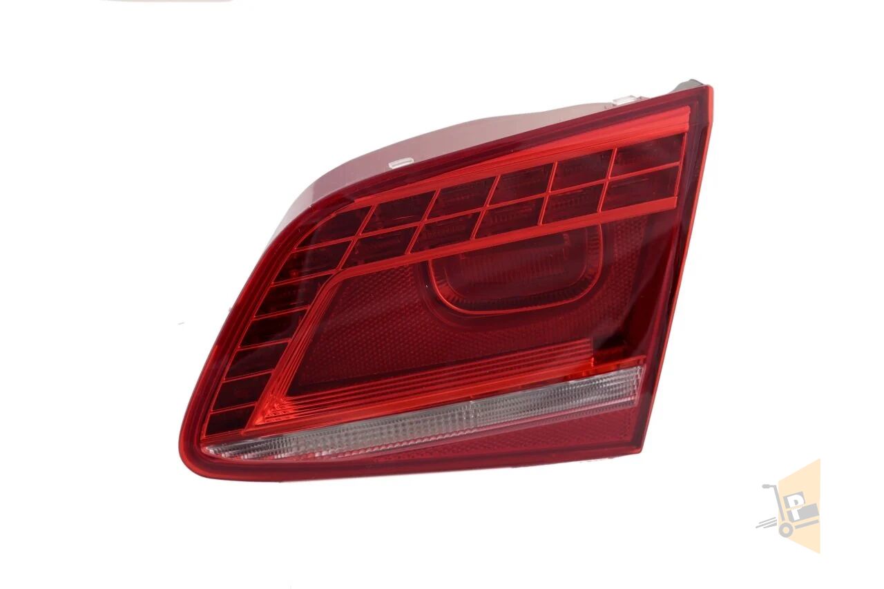 STOP LAMBASI İÇ SAĞ - PASSAT 10-15 3AE945094J