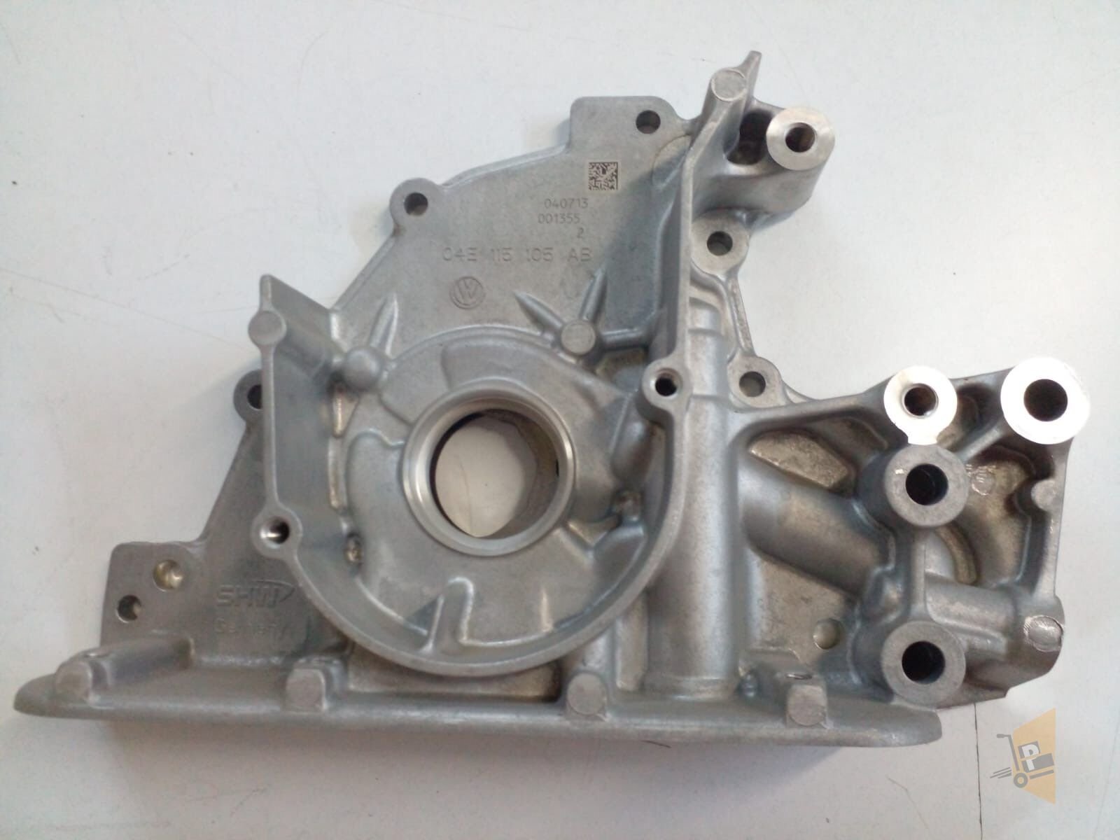 YAĞ POMPASI - 1.2 TSİ CJZA CJZB CYVA CJZC CJZD GOLF7 POLO 13> 04E115105AH