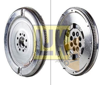 VOLANT - MANUEL - 2.5 TDİ AXD T5