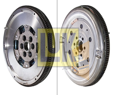 VOLANT - MANUEL - 2.0 TDİ BKP BKD BMM BMN PASSAT JETTA GOLF5 A3 LEON 03L105266K