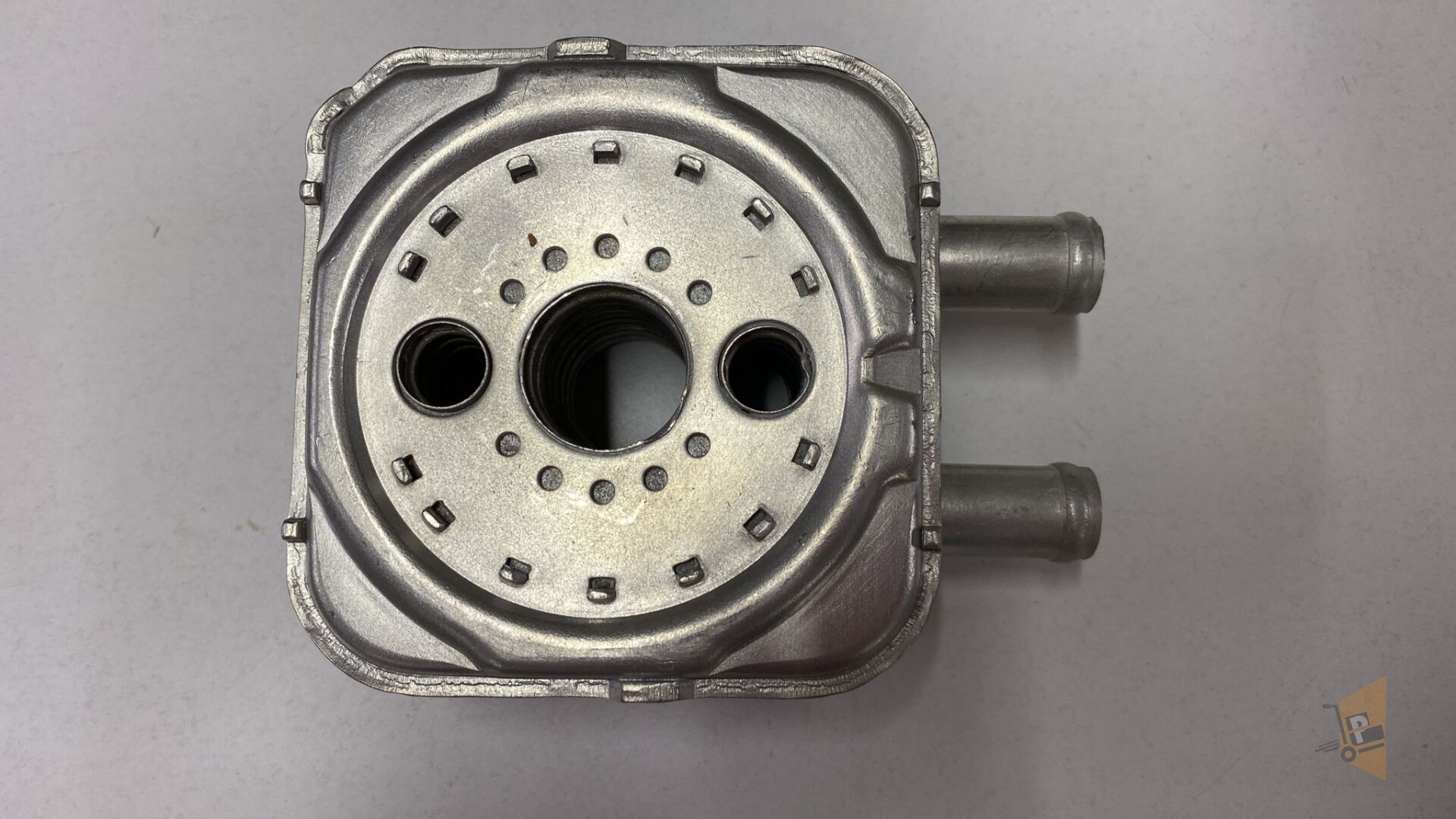 YAĞ SOĞUTUCUSU - 1.9 TDİ AFN AVG AHF PASSAT GOLF4 BORA A4 GALAXY 028117021E 028117021E