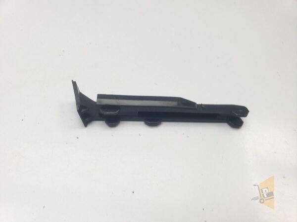 TAMPON BRAKETİ SAĞ - A3 13-16 8V4807740A